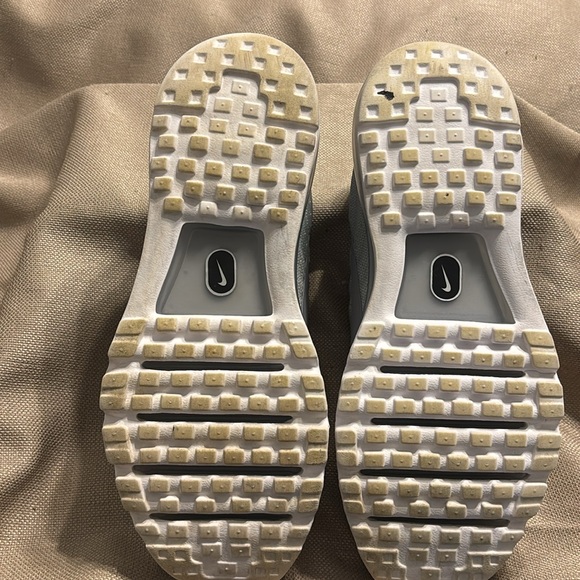 Nike Air Max 2017 - Picture 7 of 9